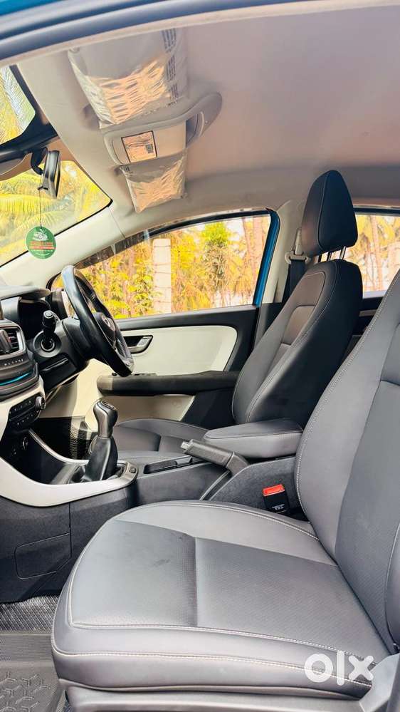 Tata Altroz 1.5 Xz Plus Diesel, 2023, Diesel