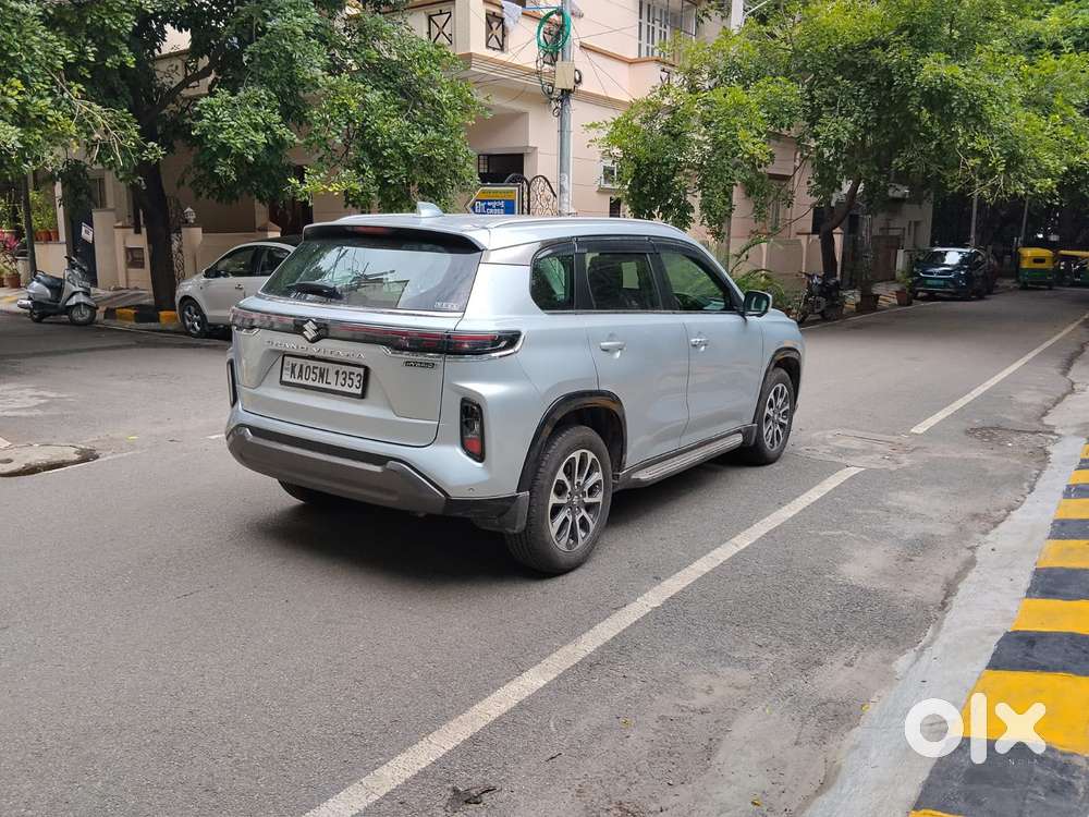 Maruti Suzuki Grand Vitara 1.5 Alpha Plus Intelligent Hybrid Ecvt, 2..
