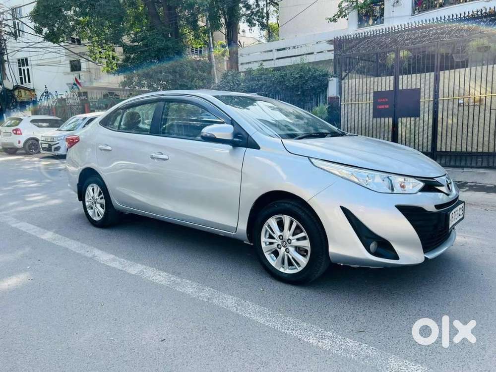 Toyota Yaris G Cvt, 2020, Petrol