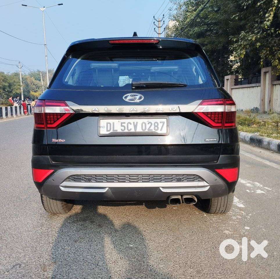 Hyundai Alcazar 1.5 Tdct Signature (o) 7s Petrol, 2023, Petrol