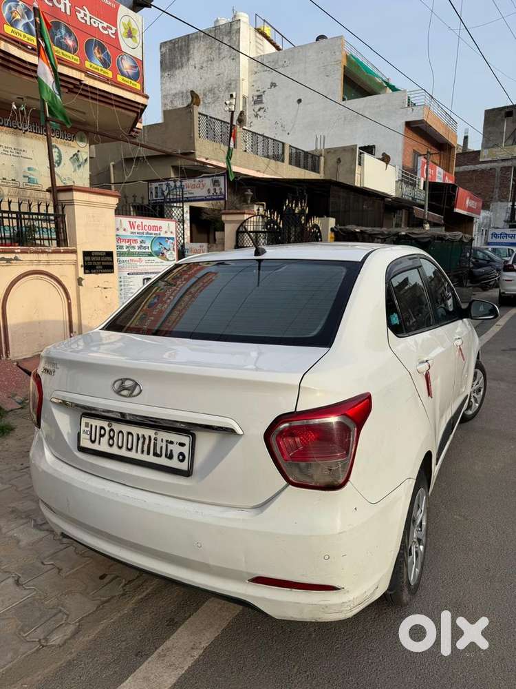 Hyundai Xcent Petrol 2015