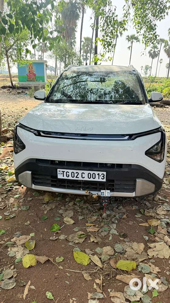 Kia Carens Clavis 2025
