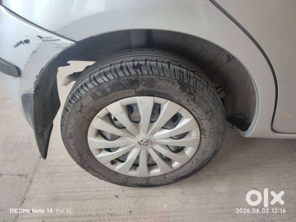 Toyota Etios Liva 2013-2014 G, 2013, Petrol