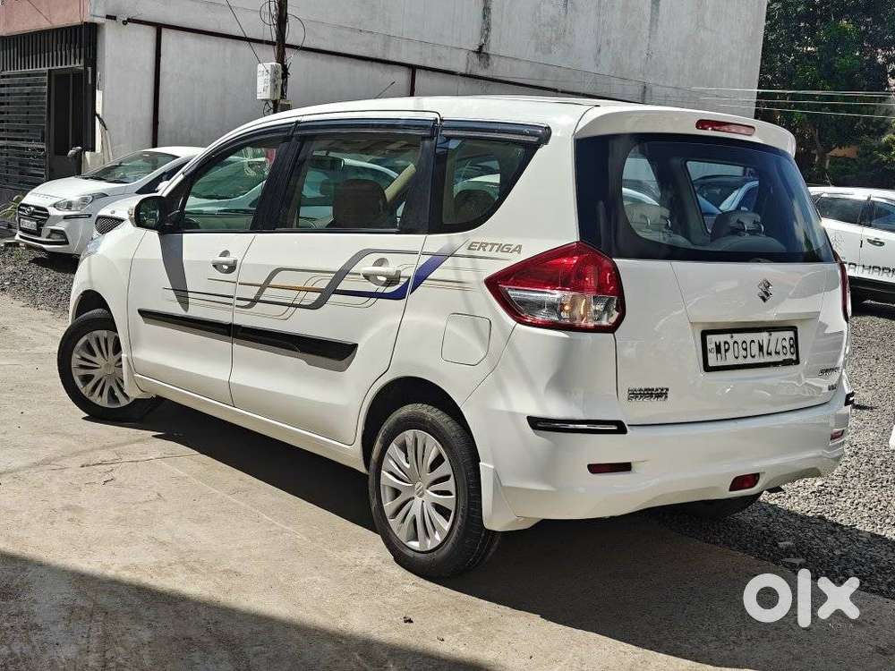 Maruti Suzuki Ertiga Vxi, 2013, Petrol