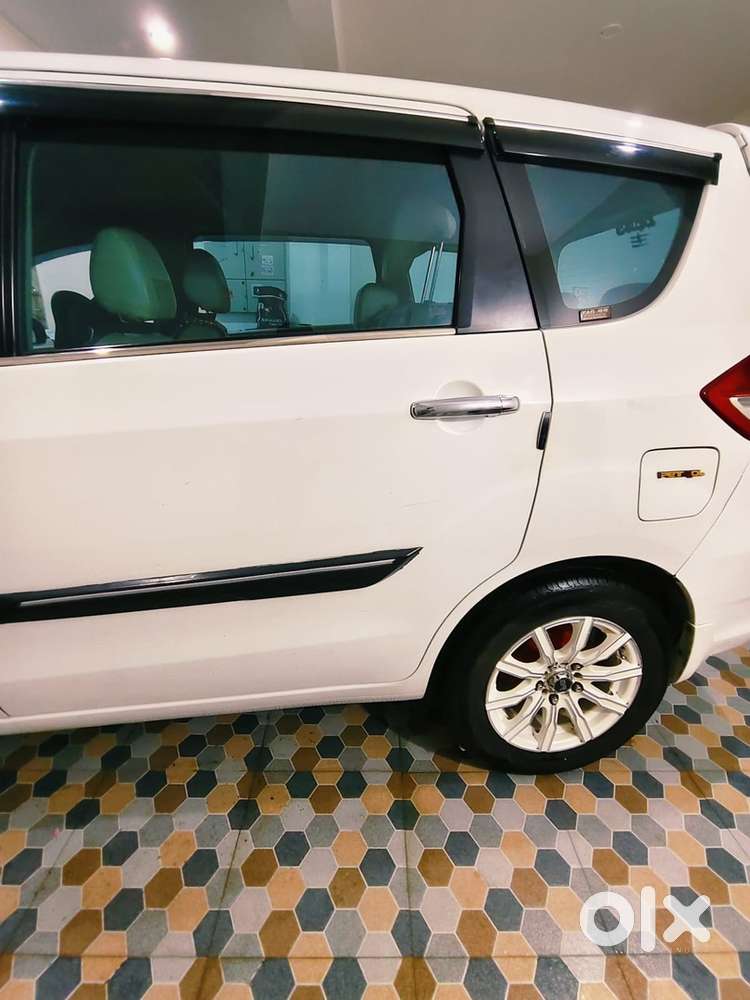 Maruti Ertiga Zxi 2017
