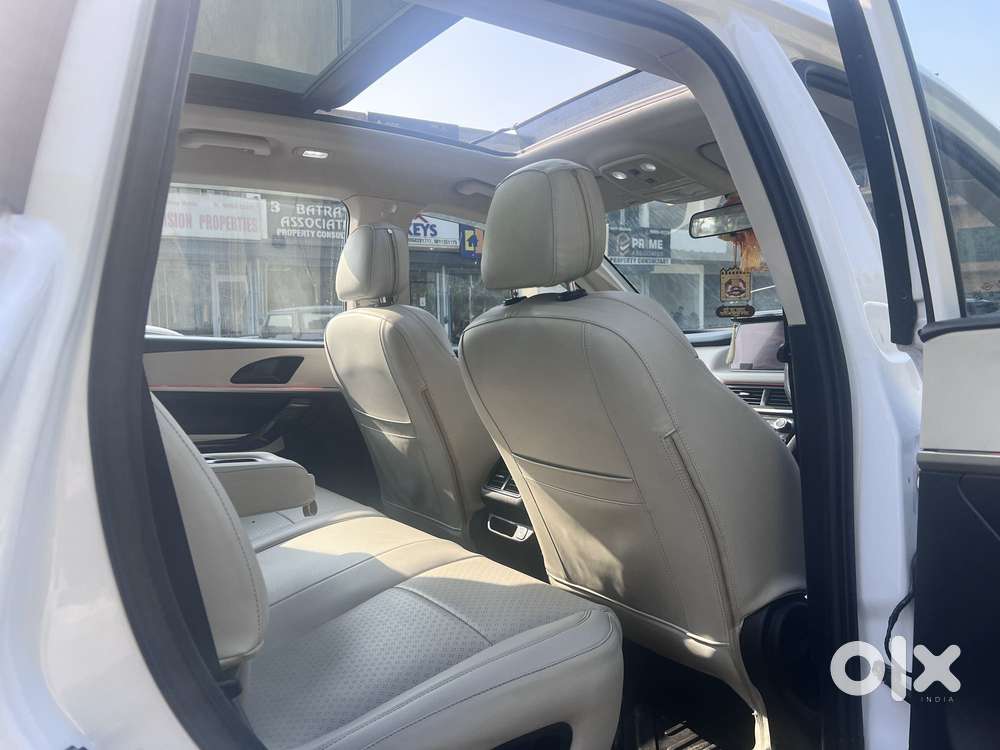Mahindra Xuv700 2.2 Ax 5 Diesel Mt 7 Str, 2023, Diesel