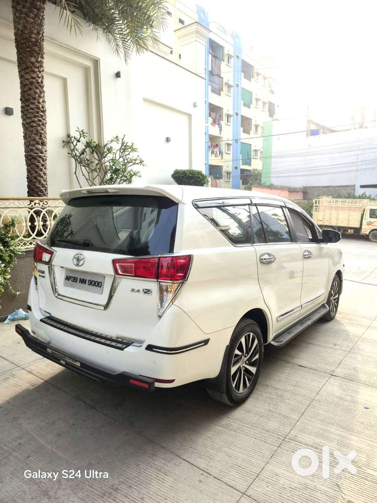 Toyota Innova Crysta 2.4 Z 7 Str, 2022