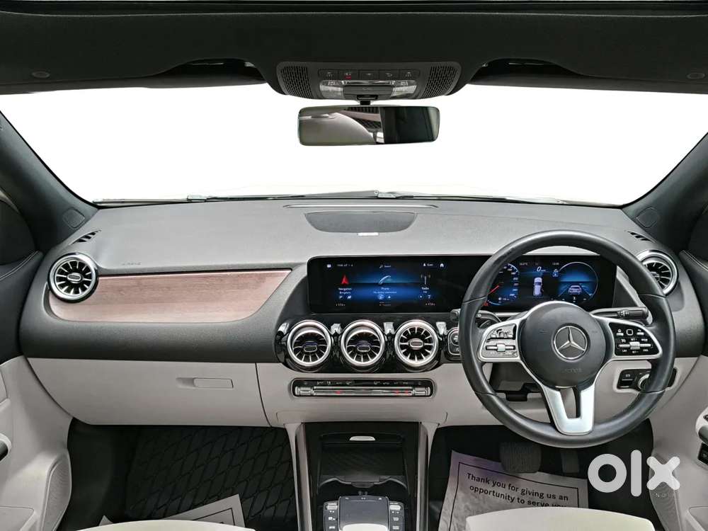 Mercedes-Benz GLA Class 200, 2023, Petrol