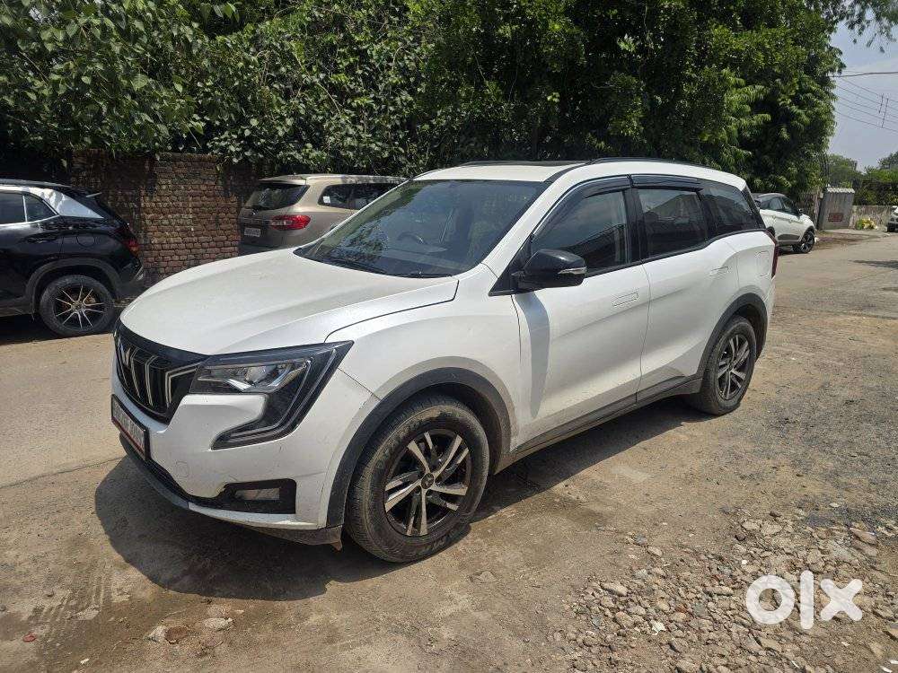 Mahindra Xuv700 2.2 Ax 5 Diesel At 7 Str, 2024, Diesel