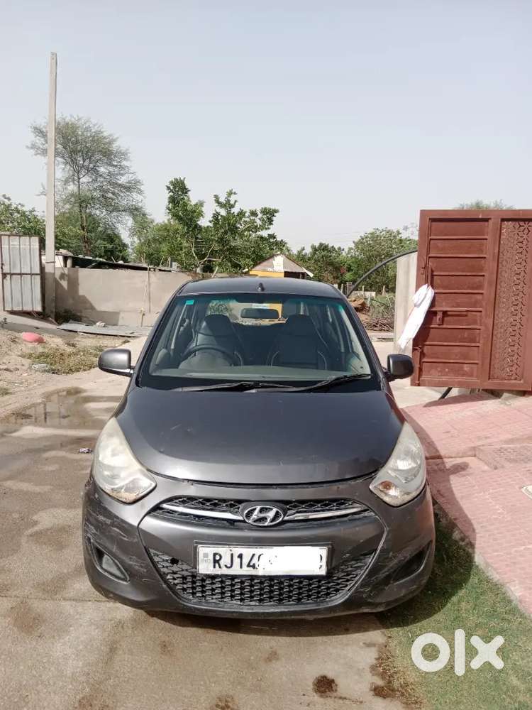 Hyundai I10 Blue Drive Megna 2013 Model