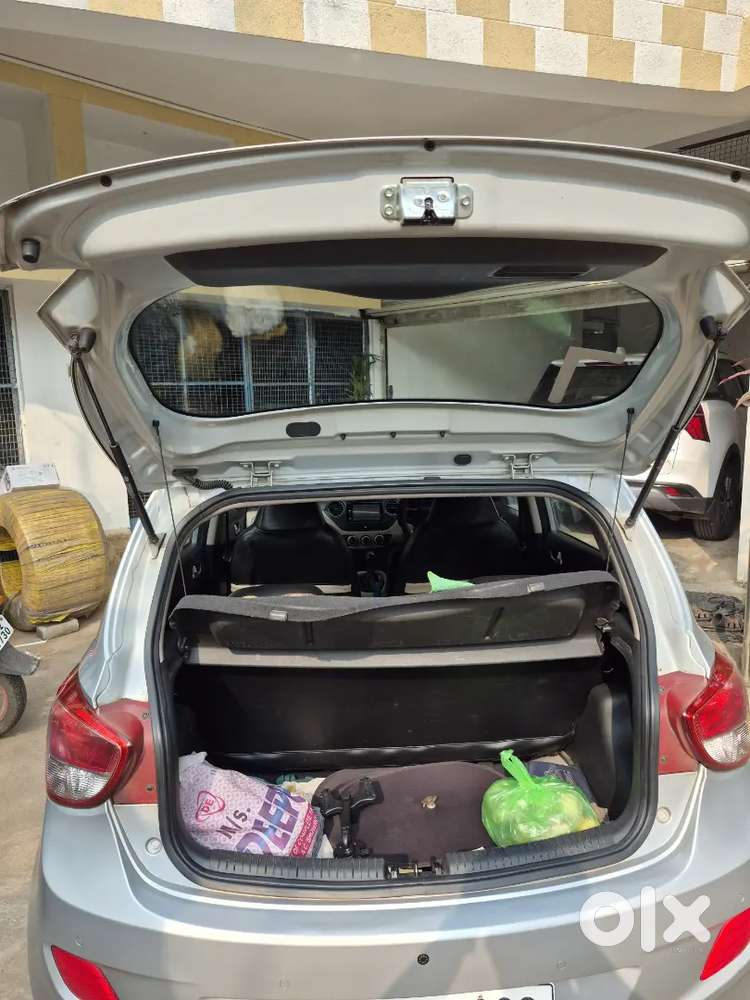 Hyundai Grand I10 Petrol At 2014