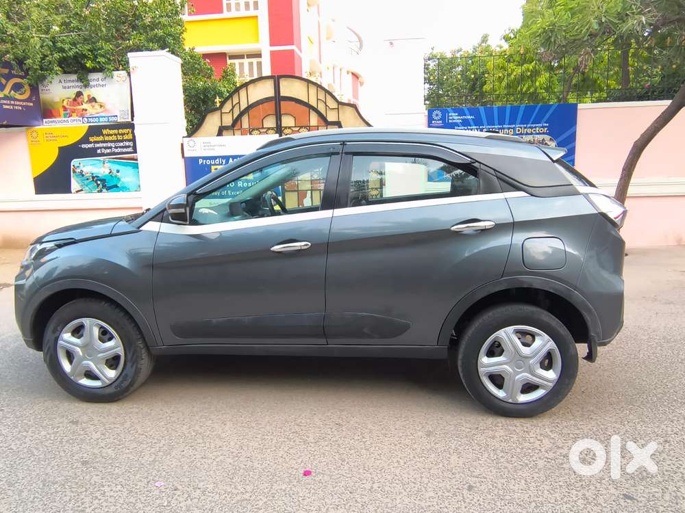 Tata Nexon 1.2 Revotron Xm Plus (s), 2022, Petrol