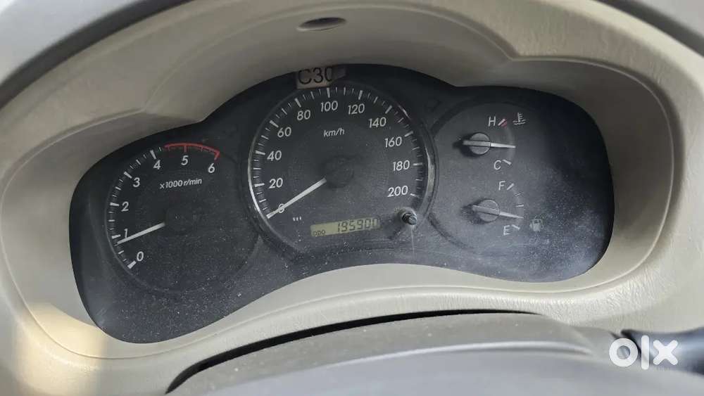 Toyota Innova 2.5 G 2012, Re Registered.