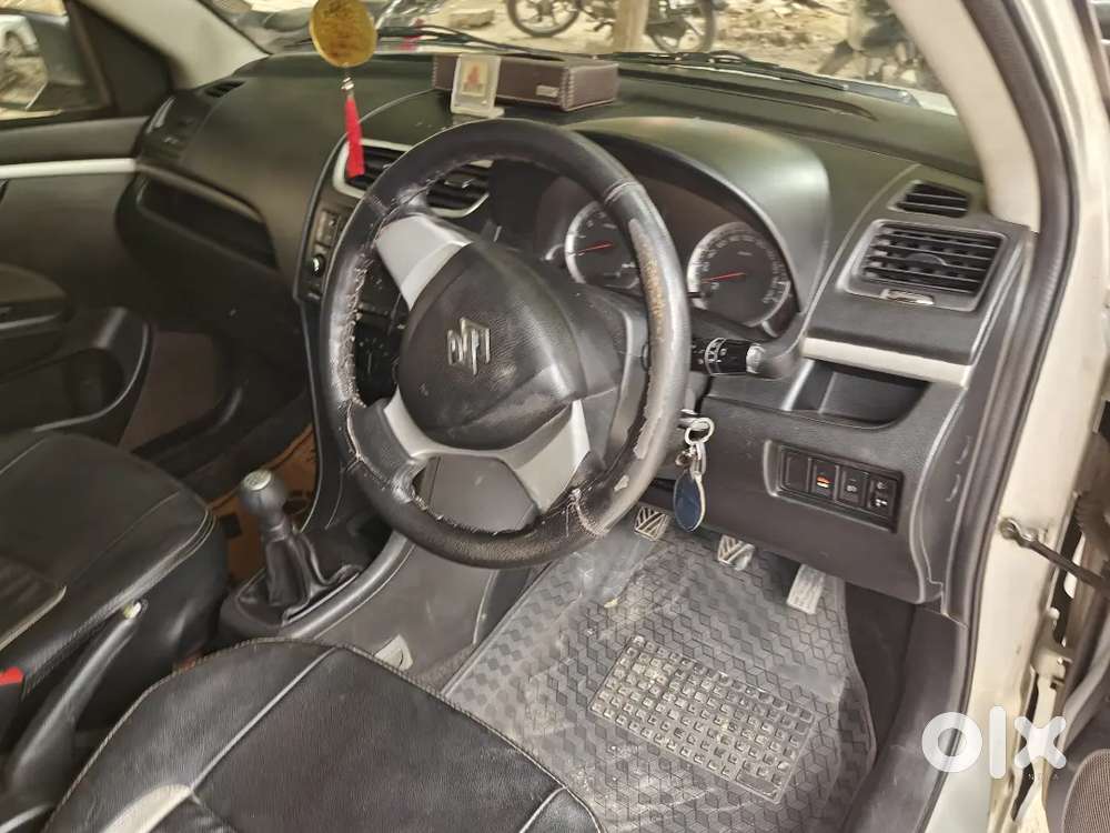 Maruti Suzuki Swift Vxi 2013 Petrol