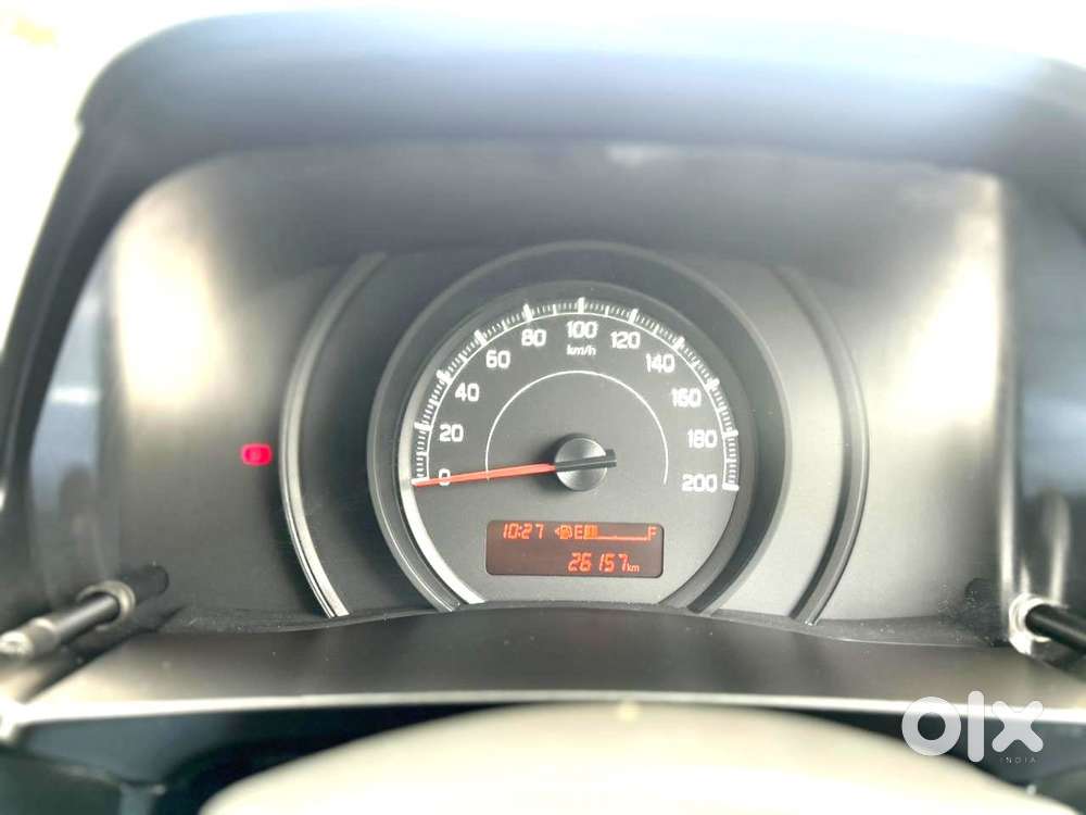 Maruti Suzuki Swift Lxi, 2018, Petrol