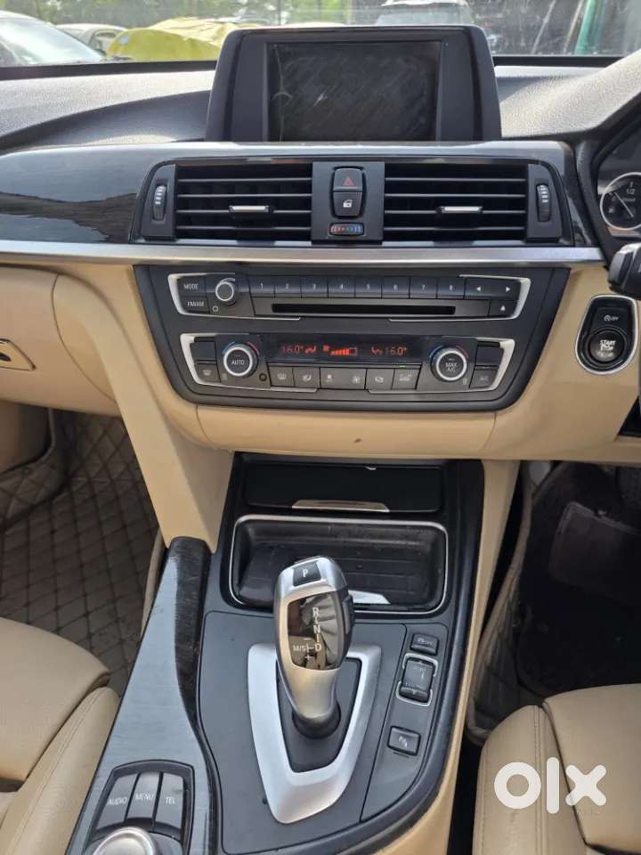 Bmw 3 Series Gt 320d Luxury Line, 2016, Diesel
