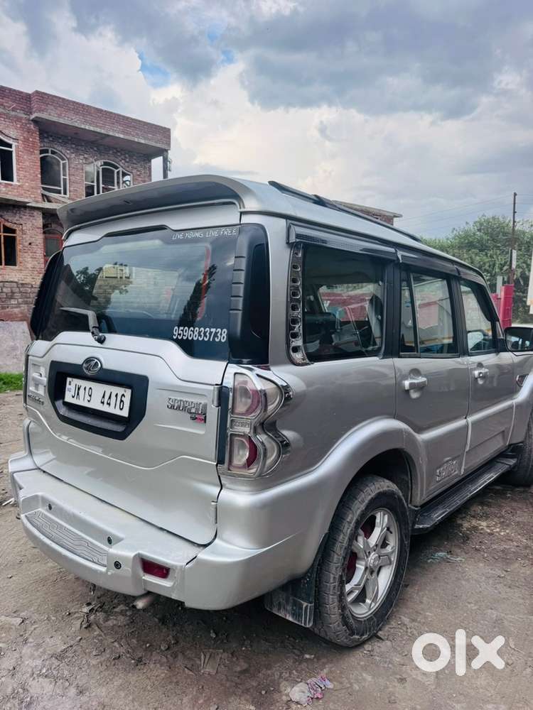Mahindra Scorpio Diesel 2016