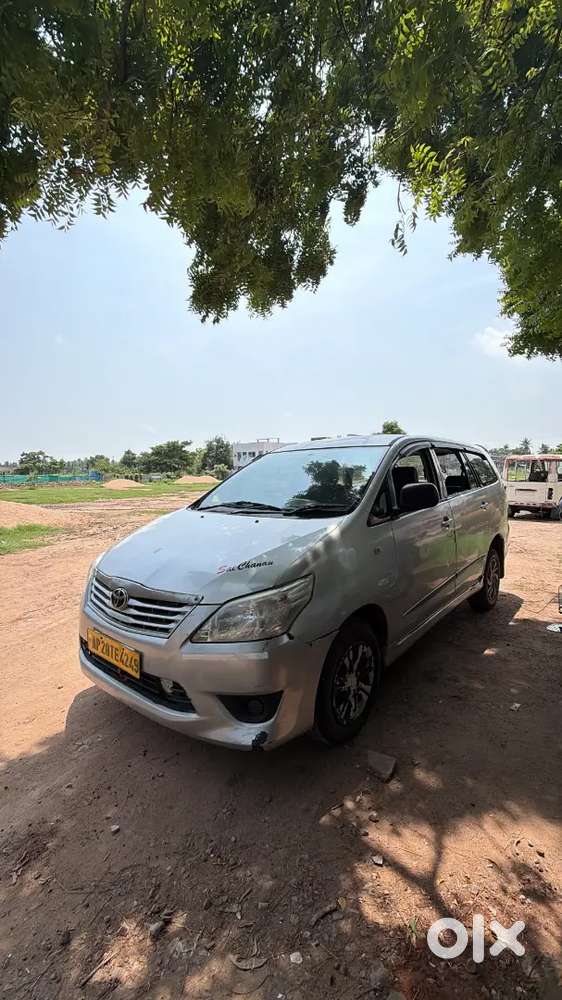 2013 Toyota Innova 2.5 Diesel Ps Taxi Board