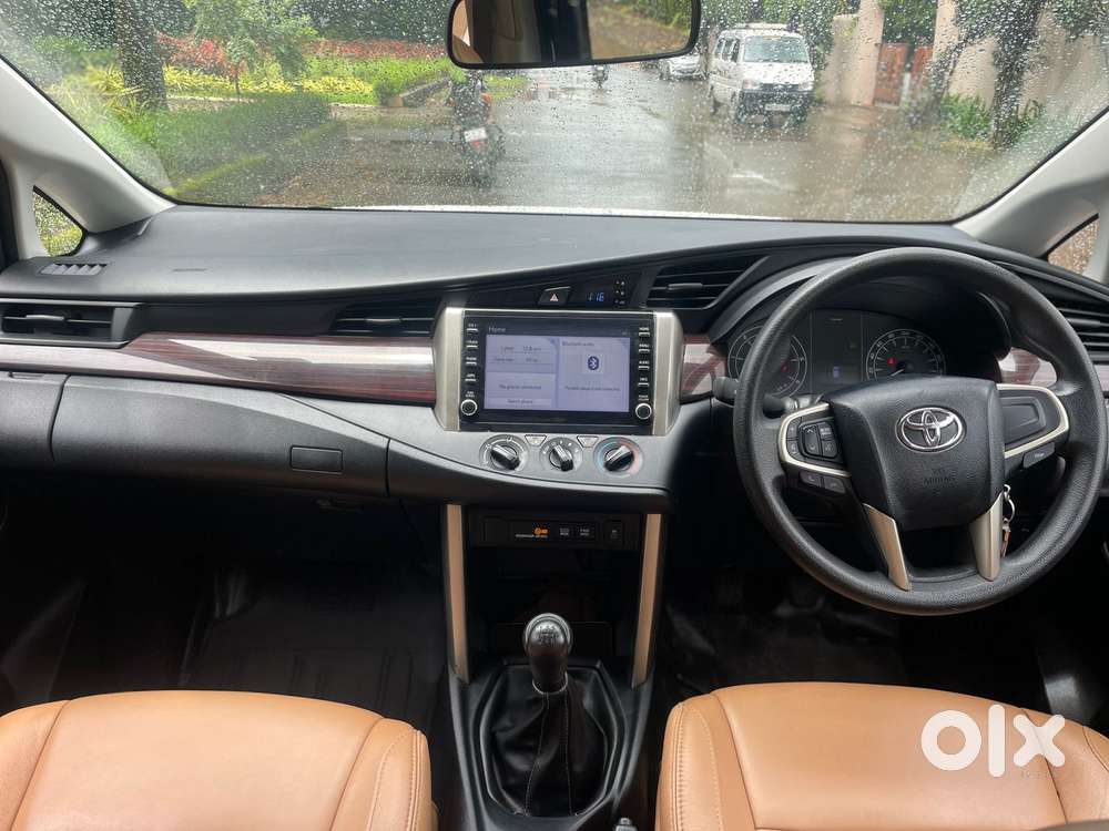 Toyota Innova Crysta 2.4 G Mt, 2022, Diesel