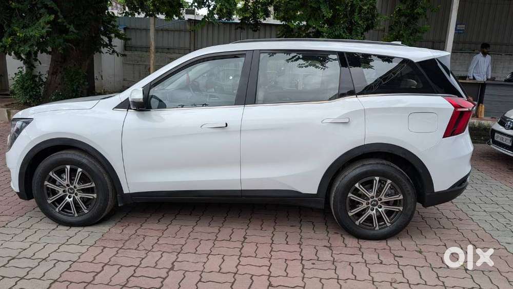 Mahindra Xuv700 2.2 Ax 7 Diesel At Luxury Pack Str, 2022, Diesel