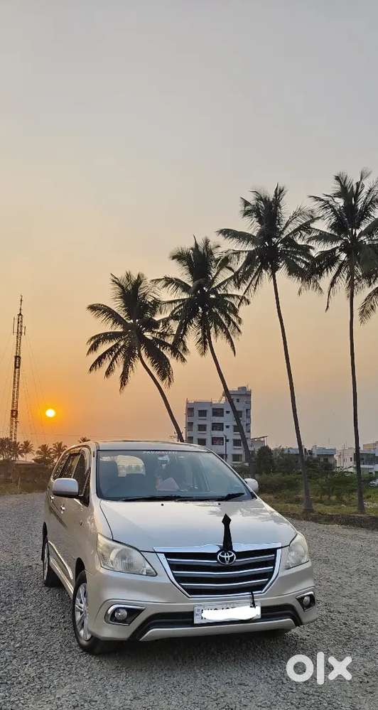 Toyota Innova 2015 Diesel Well Maintained