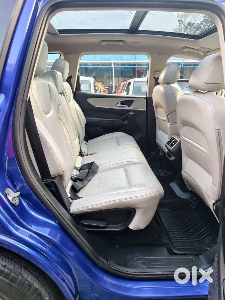 Mahindra Xuv700 2.2 Ax 7 Diesel At Luxury Pack Str, 2023, Diesel