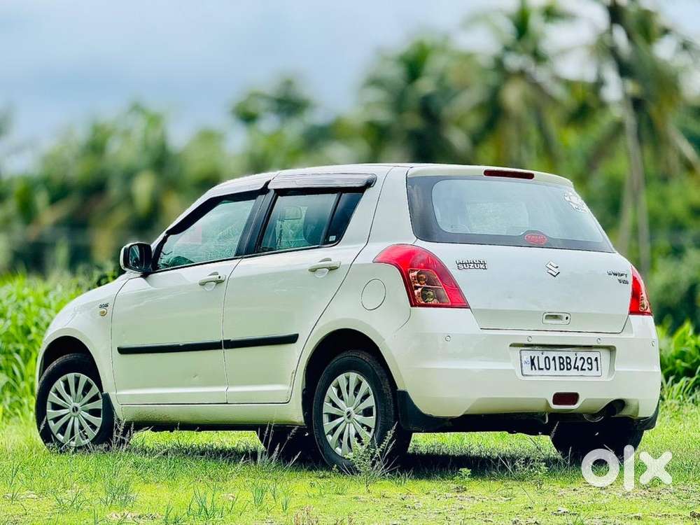 2011 Maruti Swift Vdi Diesel New Paper