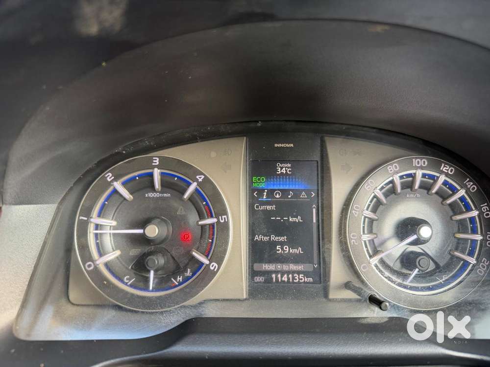 Toyota Innova Crysta 2.4 V, 2018, Diesel