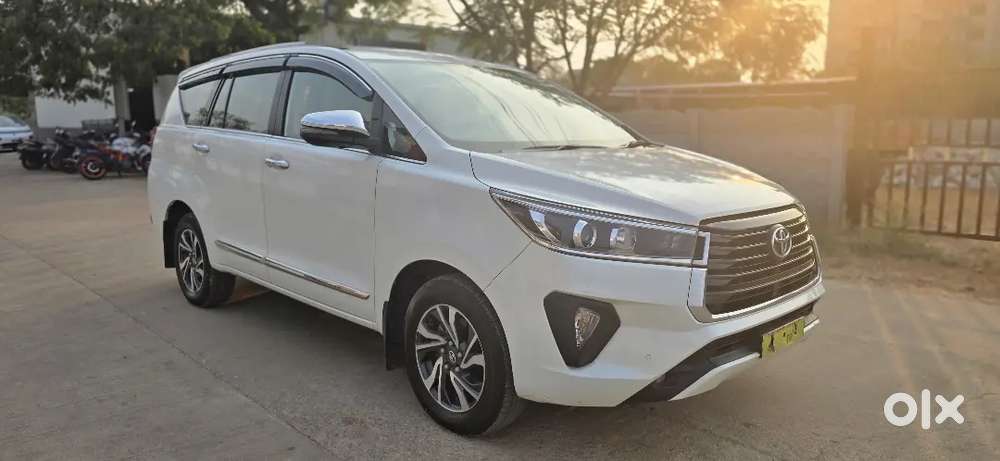 Toyota Innova Crysta 2022