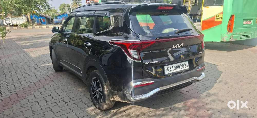 Kia Carens 2023 Diesel Well Maintained Call  9.5.9.1.5 Good 1.2.3.3.3