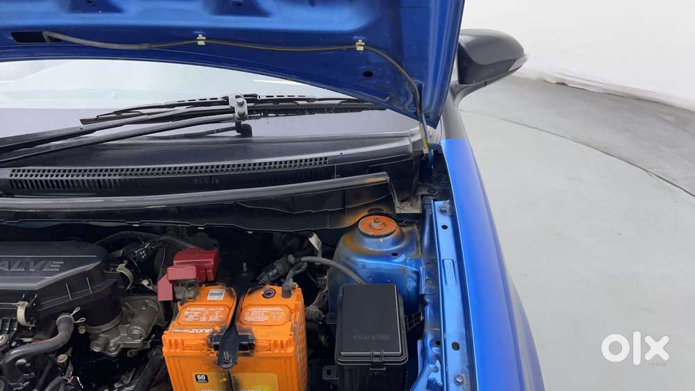 Toyota Etios Liva V Dual Tone, 2017, Petrol