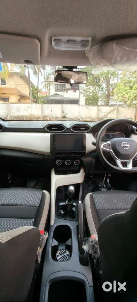 Nissan Magnite, 2024, Petrol