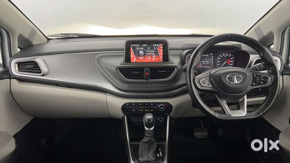 Tata Altroz 1.2 Xza Plus, 2023, Petrol