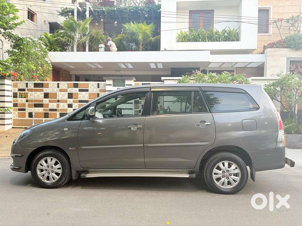 Toyota Innova 2.5 Ev Cs 7 Str Bsiv, 2011, Diesel