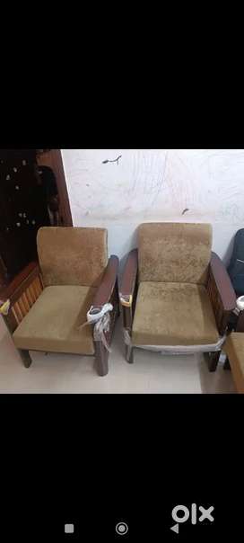 Old Sofa Set in Noida Free classifieds in Noida OLX