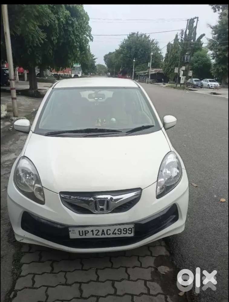 Honda Brio 2013 Petrol