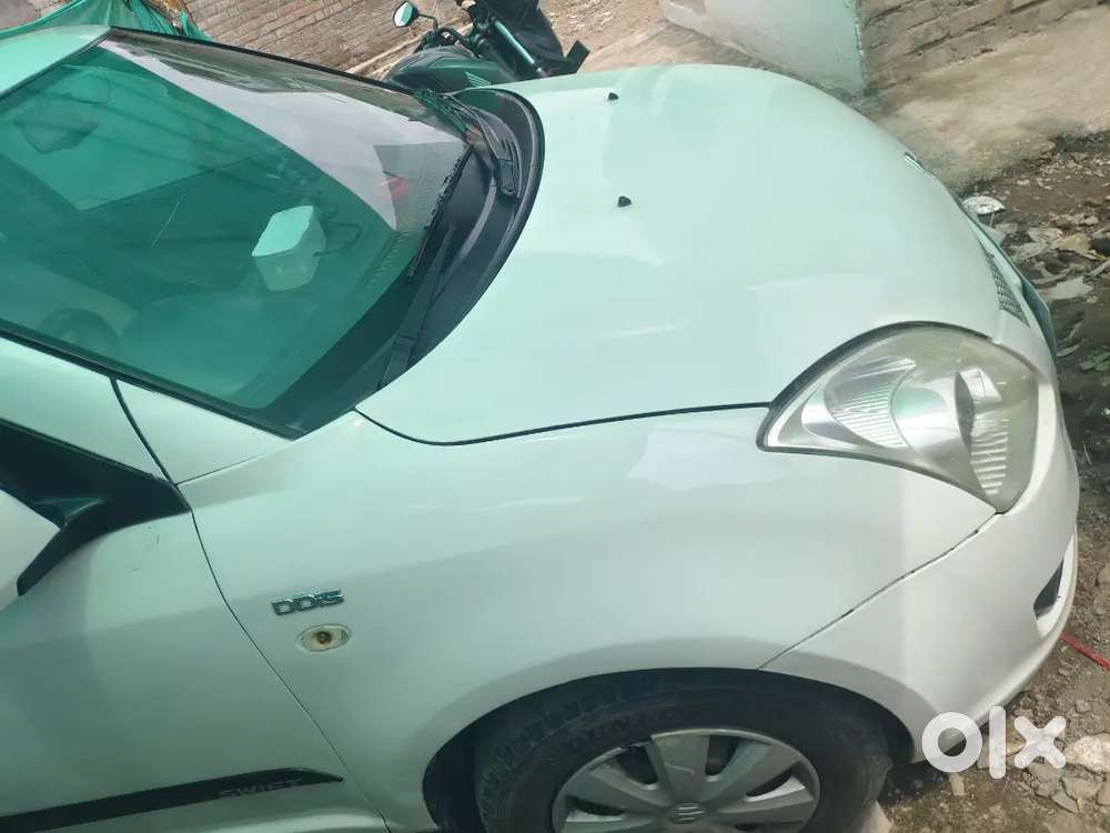 Maruti Suzuki Swift Dzire 2011