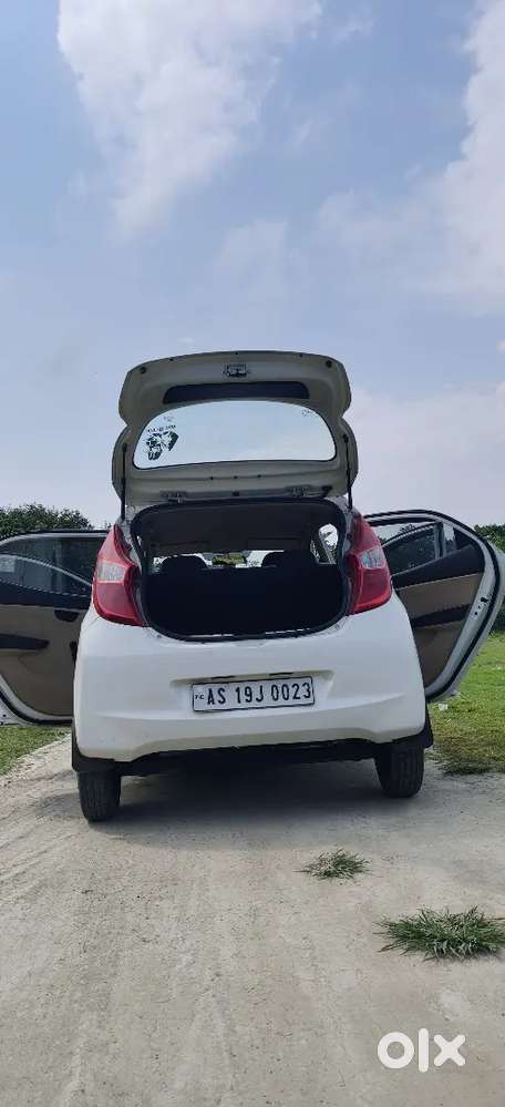 Hyundai Eon Plus 2017 Variant