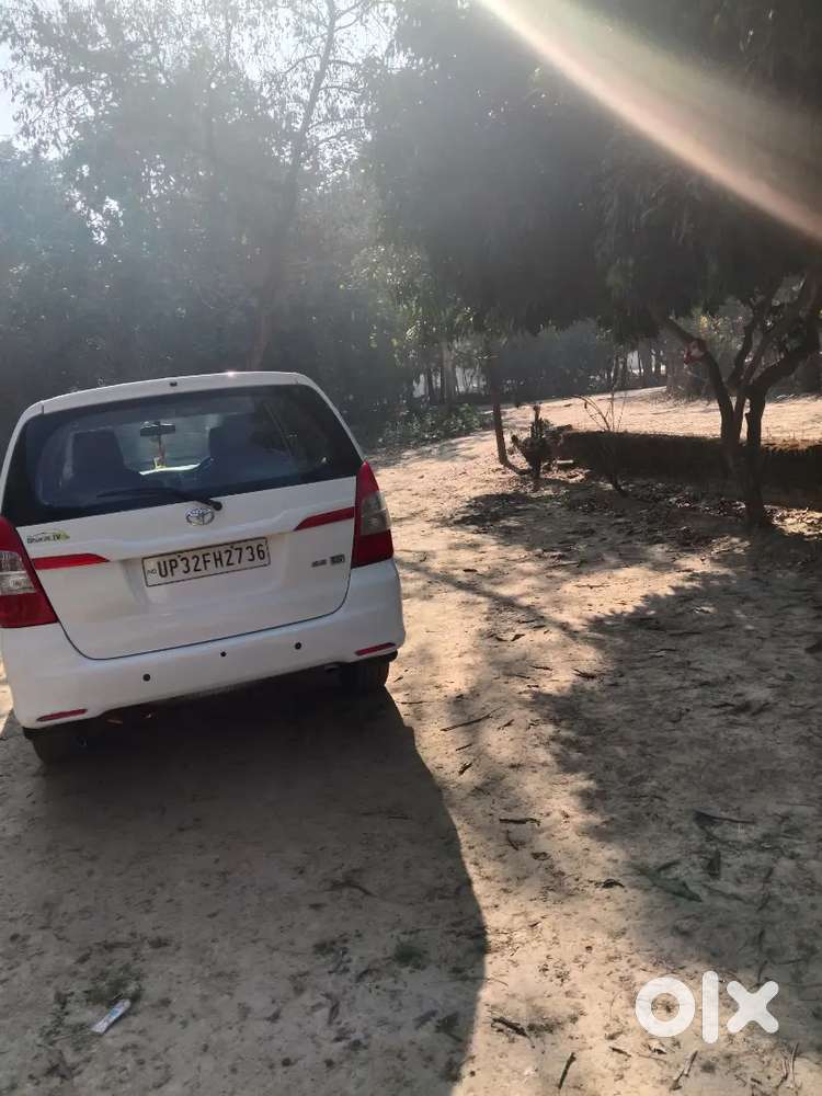 Toyota Innova Diesel 7 2014