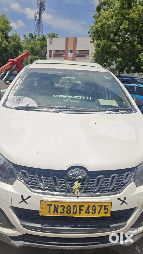 Mahindra Marazzo 2023 Diesel 103500 Km Driven