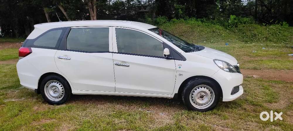 Honda Mobilio 2016 Petrol Manual