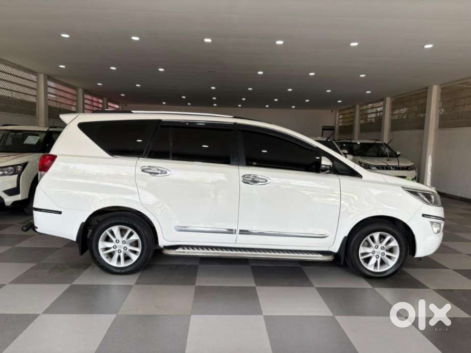 Toyota Innova Crysta 2.4 G Mt, 2020, Diesel