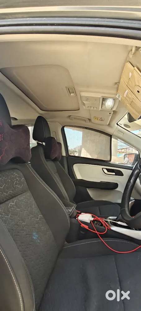 Tata Altroz Xz+ S Sunroof Diesel.