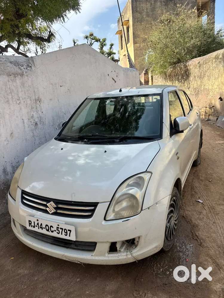 Maruti Suzuki Swift Dzire 2010 Diesel 98926 Km Driven
