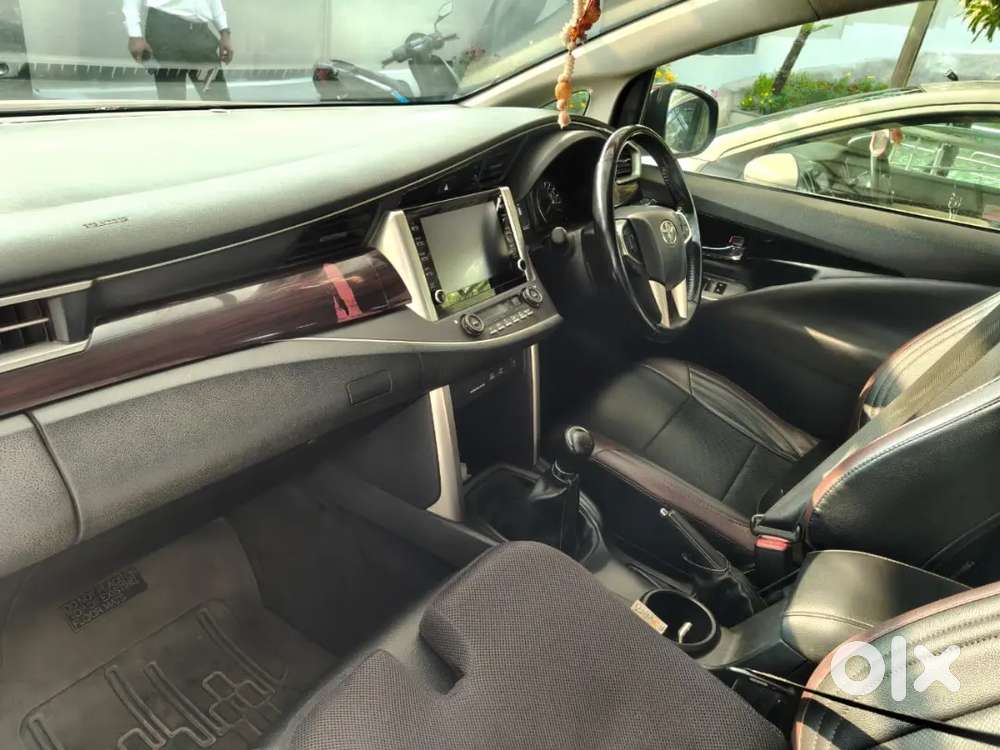 Toyota Innova Crysta 2021