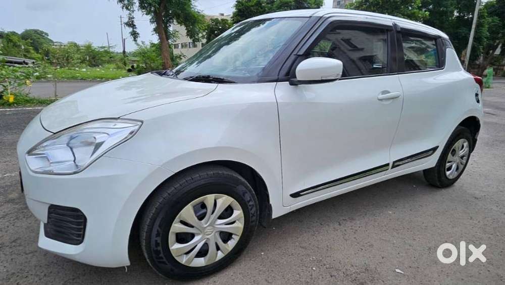 Maruti Suzuki Swift Vxi + Manual, 2018, Petrol