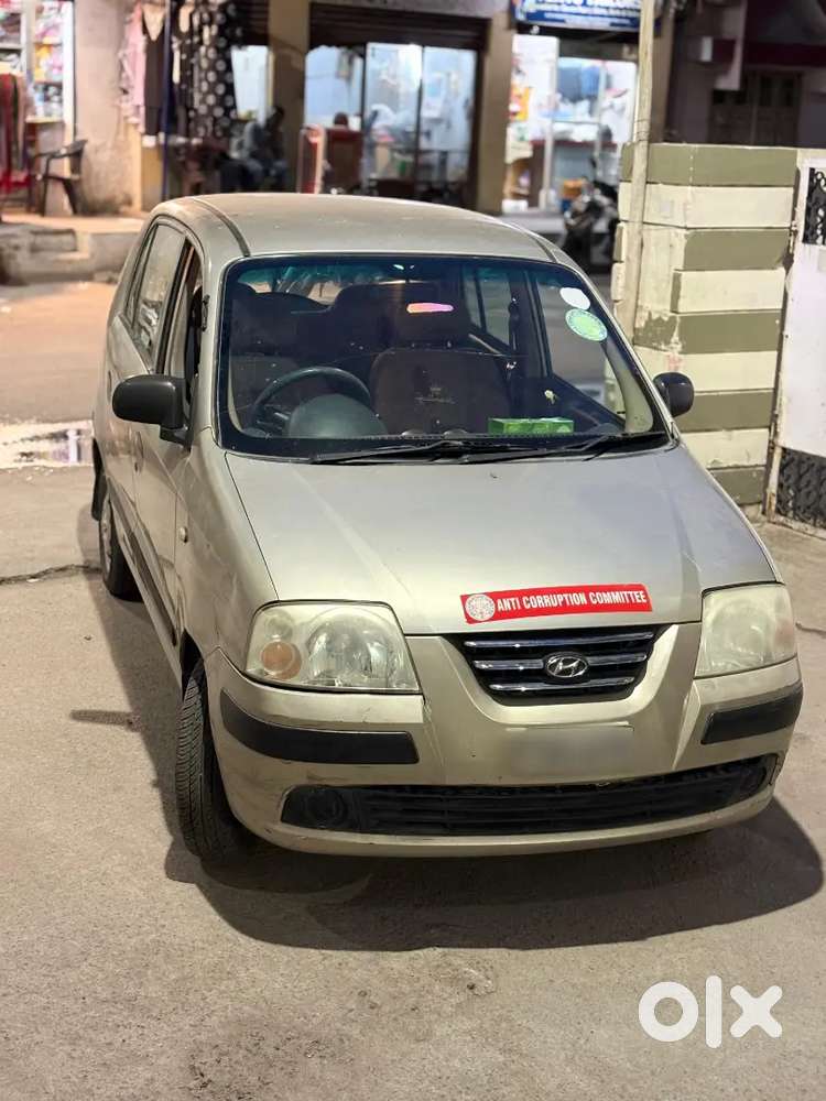 Hyundai Santro Limited Edition All 4 Power Windows Very Less Driven.