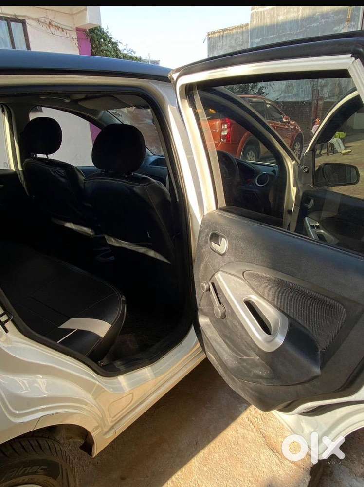 Ford Figo 2015 Petrol 39600 Km Driven