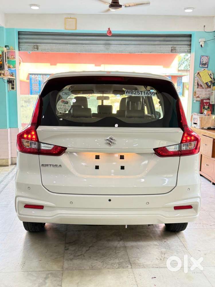 Maruti Suzuki Ertiga Vxi (o) Cng, 2025, Petrol