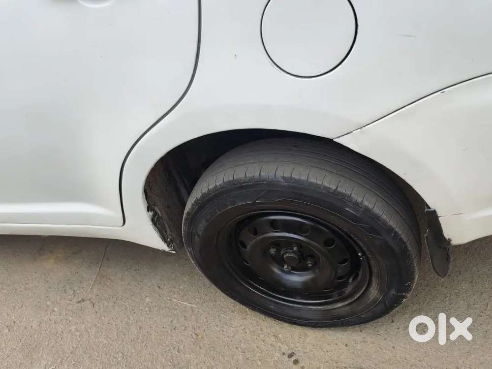 Maruti Suzuki Dzire 2010 Diesel Power Steering And Windows